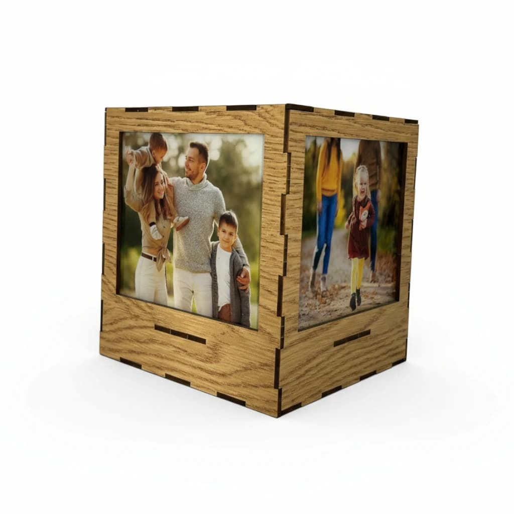 Lampa sa 4 slike.webp